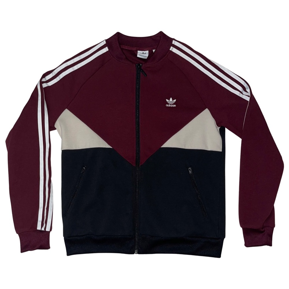 Adidas jacked size S.